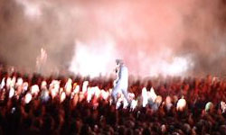 U2 vertigo tour 3